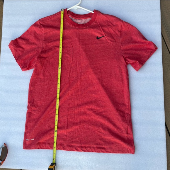 Nike Men's Dri-FIT Training Short Sleeve T-shirt - Picture 7 of 9